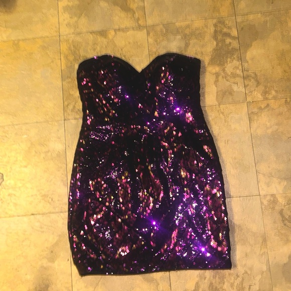 Night moves strapless mini dress purple sequins sz 12 fits smaller NWT - Picture 3 of 4